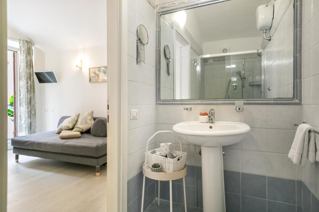 White Candia Guesthouse Rom Eksteriør billede