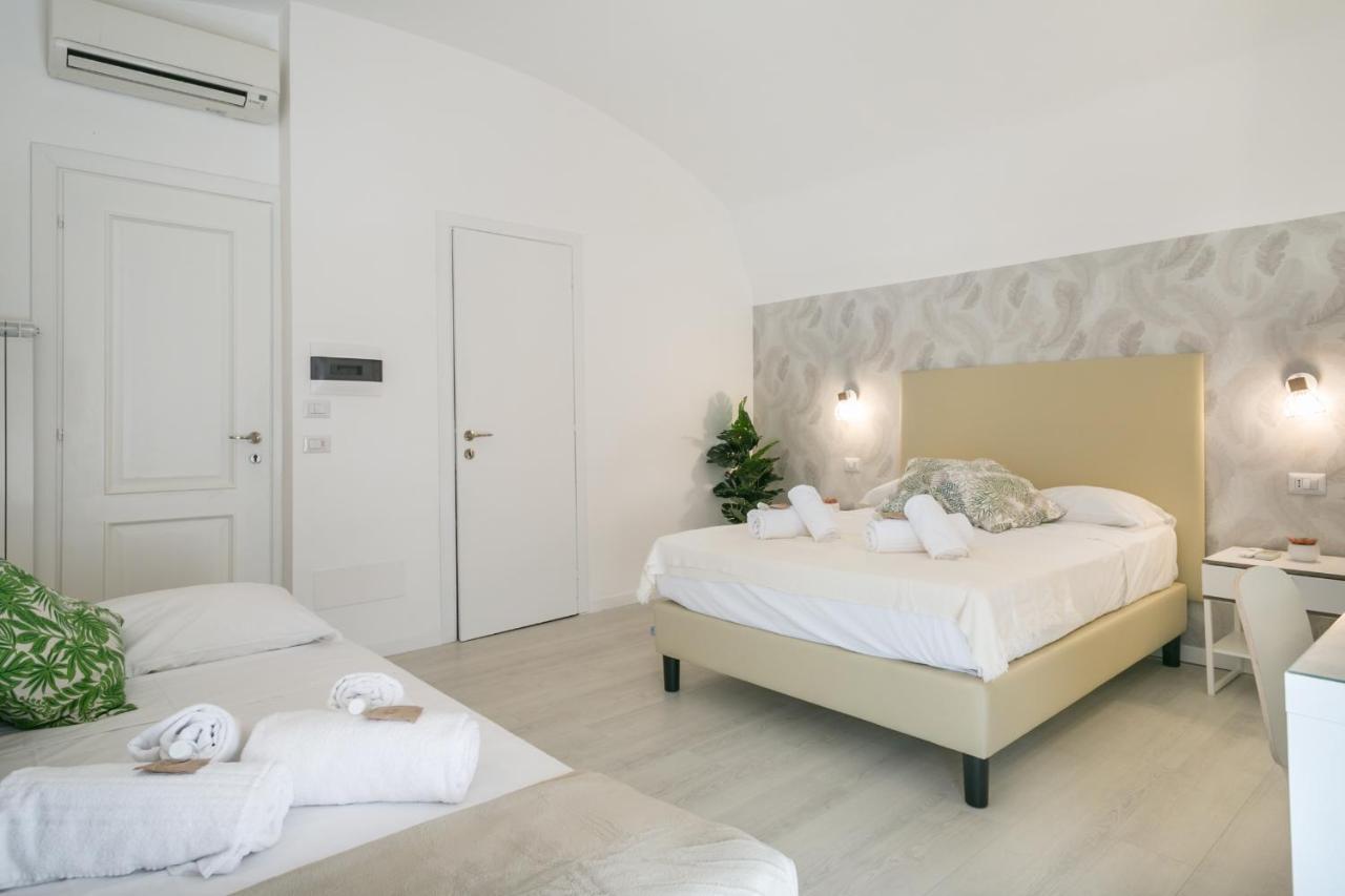 White Candia Guesthouse Rom Eksteriør billede